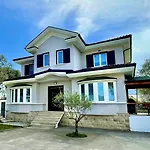 Edmond In The Hills Villa